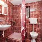 2 Bedroom Amazing In Apartment *