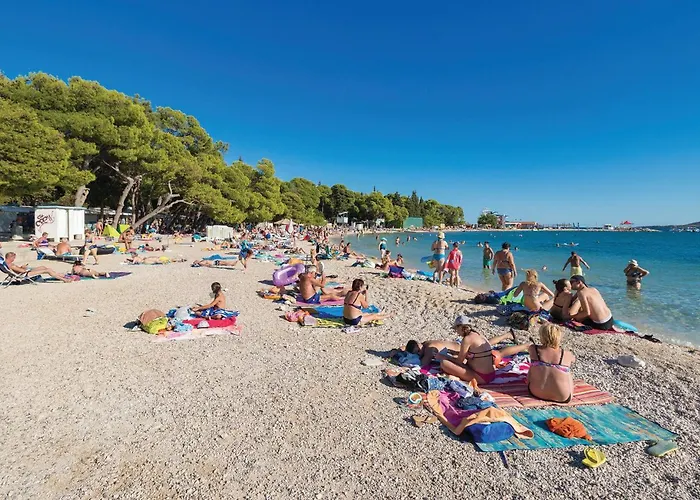 2 Bedroom Amazing In アパート *